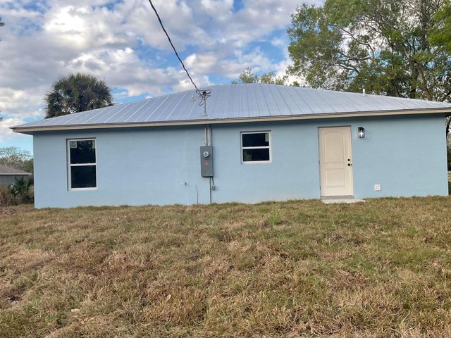 2432 NW 5th Street, Okeechobee, FL 34972