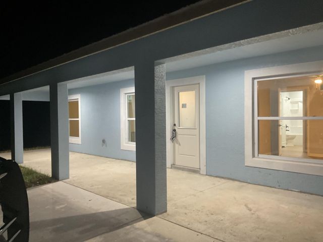 2432 NW 5th Street, Okeechobee, FL 34972