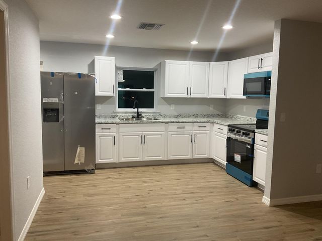 2432 NW 5th Street, Okeechobee, FL 34972