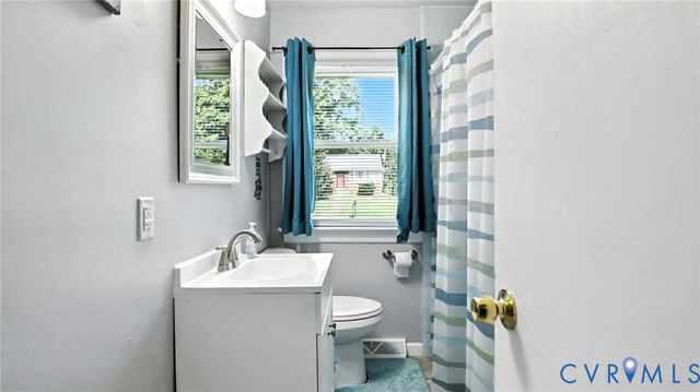 3913 Fenwick St, Richmond, VA 23222