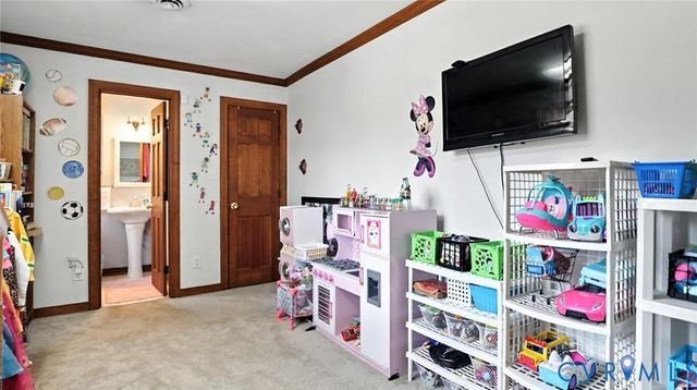 3913 Fenwick St, Richmond, VA 23222