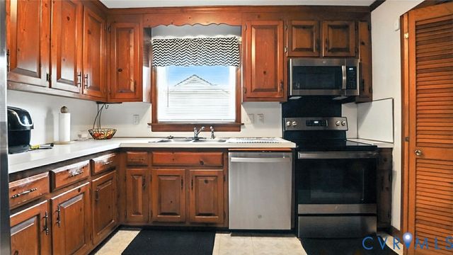 3913 Fenwick St, Richmond, VA 23222