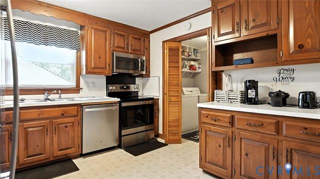 3913 Fenwick St, Richmond, VA 23222