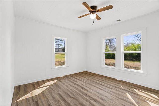 110 S Sitton Road, Chatsworth, GA 30705