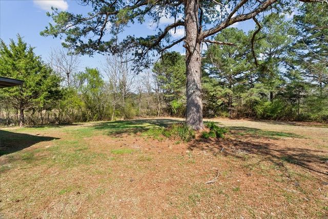 110 S Sitton Road, Chatsworth, GA 30705