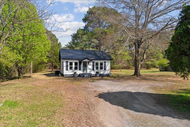 110 S Sitton Road, Chatsworth, GA 30705