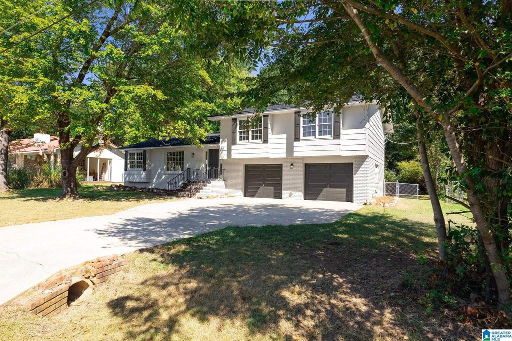 4135 TUDOR LANE, Anniston, AL 36207