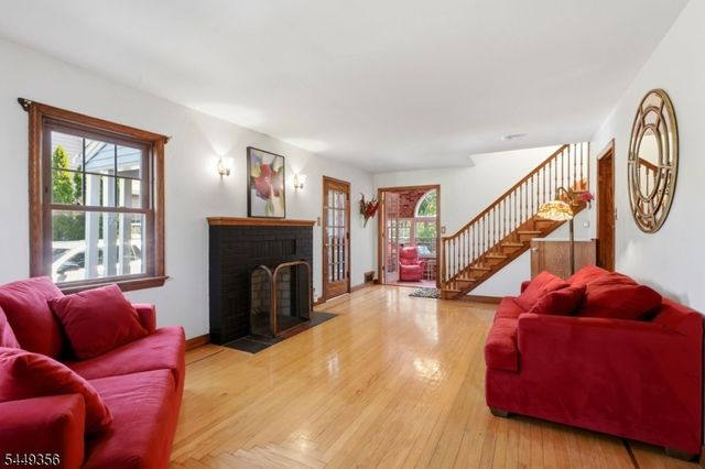 366 Vosseller Ave, Bound Brook Boro, NJ 08805