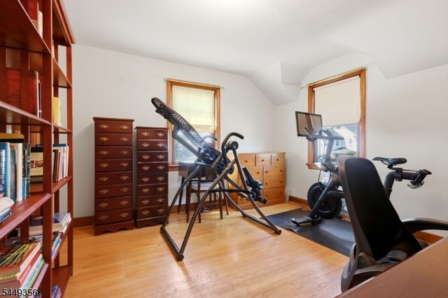 366 Vosseller Ave, Bound Brook Boro, NJ 08805