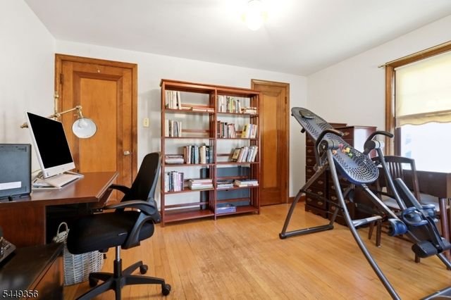366 Vosseller Ave, Bound Brook Boro, NJ 08805