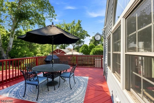 366 Vosseller Ave, Bound Brook Boro, NJ 08805
