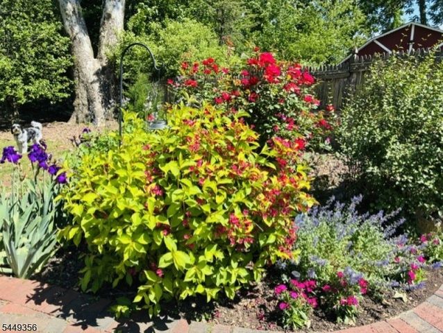 366 Vosseller Ave, Bound Brook Boro, NJ 08805