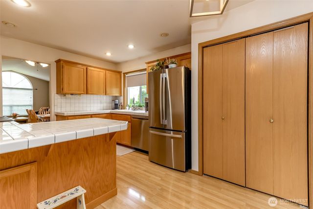 2109 22nd Street SE, Puyallup, WA 98372
