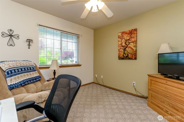 2109 22nd Street SE, Puyallup, WA 98372