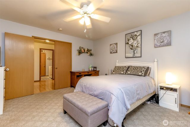 2109 22nd Street SE, Puyallup, WA 98372