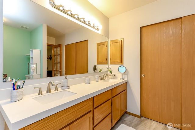 2109 22nd Street SE, Puyallup, WA 98372
