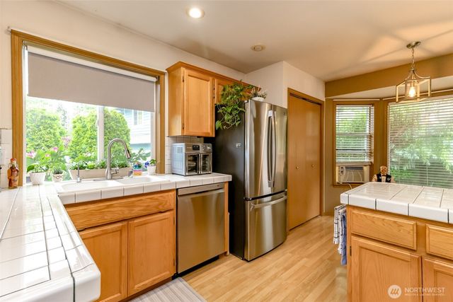 2109 22nd Street SE, Puyallup, WA 98372