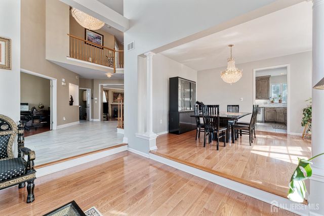 15 Arbutus Way, Middlesex, NJ 08852