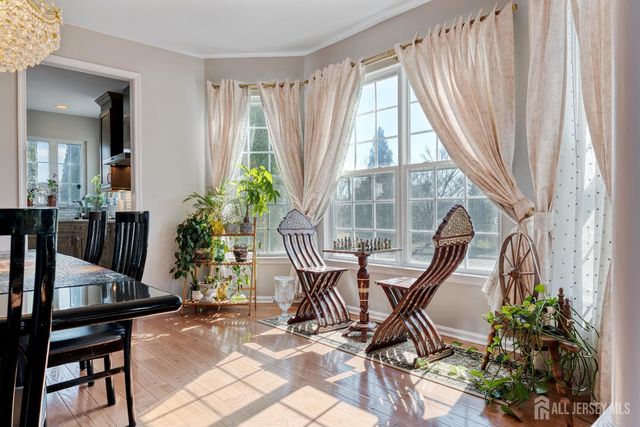 15 Arbutus Way, Middlesex, NJ 08852