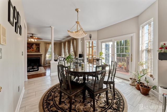 15 Arbutus Way, Middlesex, NJ 08852