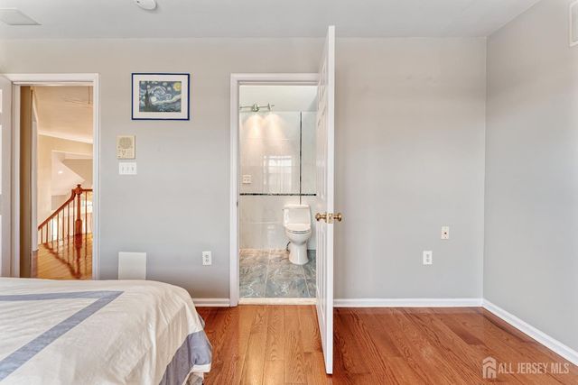 15 Arbutus Way, Middlesex, NJ 08852