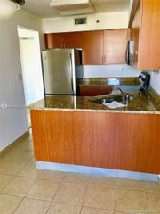 3300 NE 192nd St 510, Aventura, FL 33180