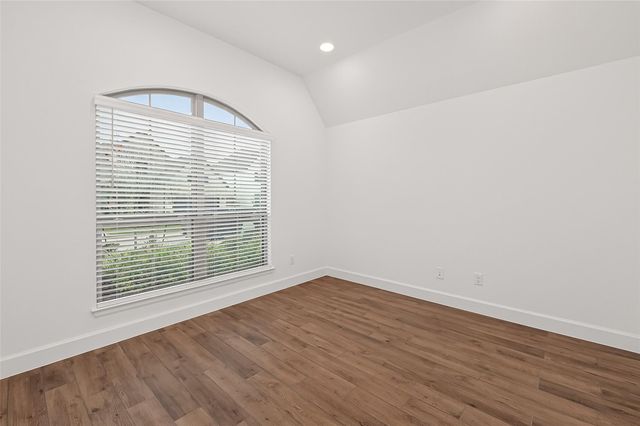 1132 Beals Creek Street, Conroe, TX 77304