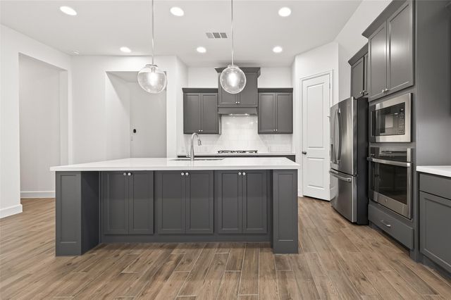 1132 Beals Creek Street, Conroe, TX 77304