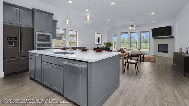 1132 Beals Creek Street, Conroe, TX 77304