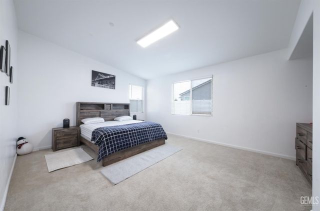 14704 Coyle Circle, Bakersfield, CA 93311