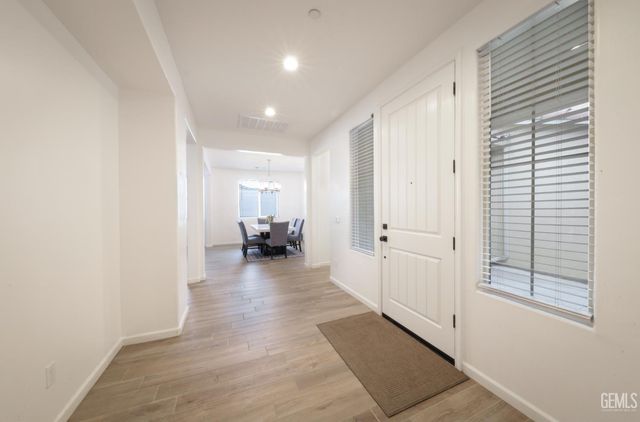 14704 Coyle Circle, Bakersfield, CA 93311