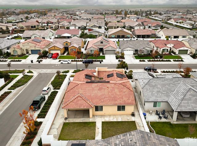 14704 Coyle Circle, Bakersfield, CA 93311