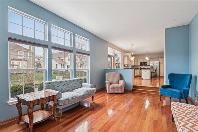 1208 Shetland Drive, Mundelein, IL 60060