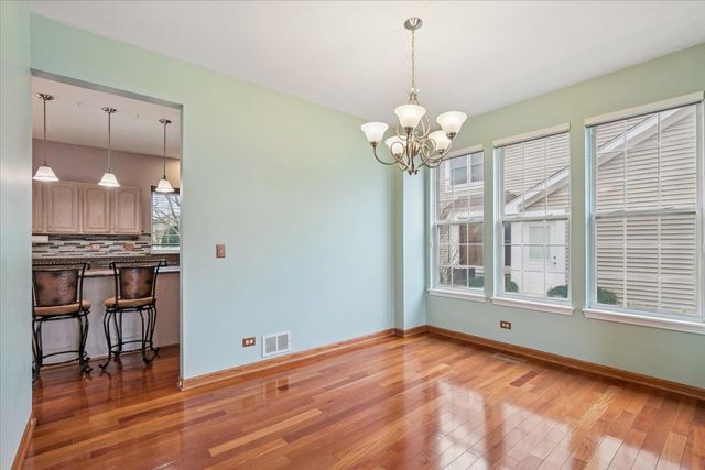 1208 Shetland Drive, Mundelein, IL 60060