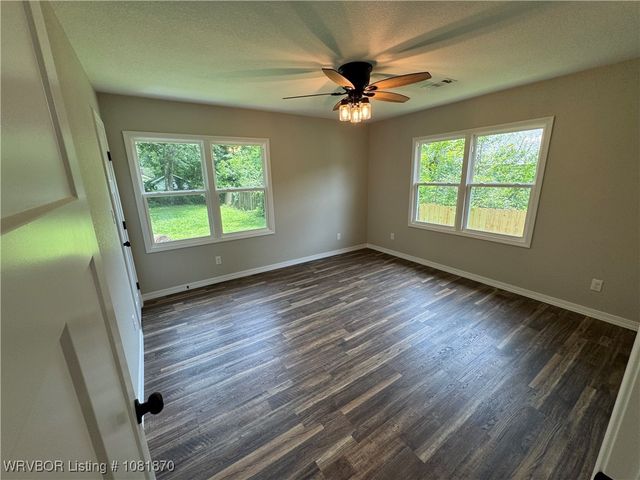 664 Broadway Avenue, Booneville, AR 72927