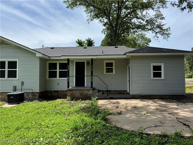 664 Broadway Avenue, Booneville, AR 72927