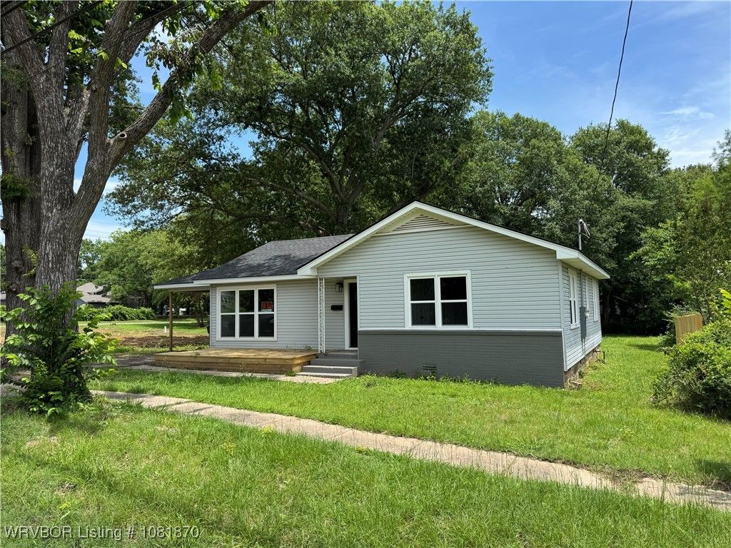 664 Broadway Avenue, Booneville, AR 72927