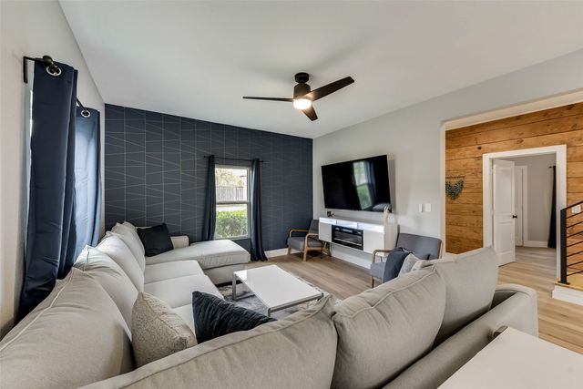807 Florence Street, Mckinney, TX 75069