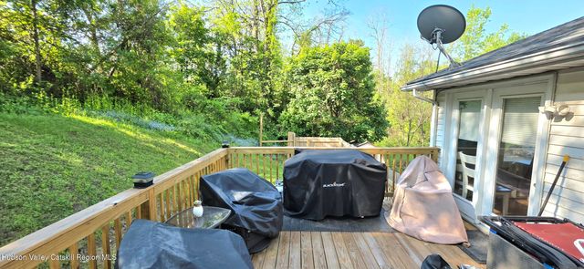 324 1st Avenue, Kingston, NY 12401