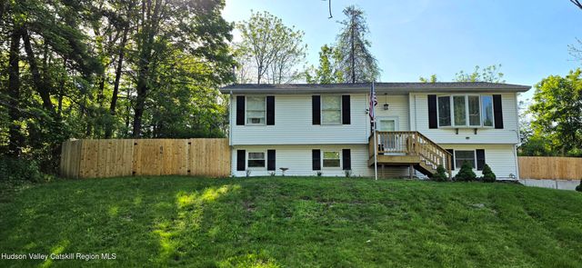 324 1st Avenue, Kingston, NY 12401