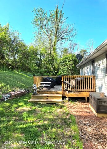 324 1st Avenue, Kingston, NY 12401