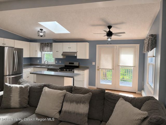 324 1st Avenue, Kingston, NY 12401