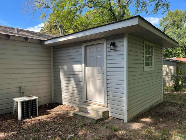 302 Birdie Place, Longview, TX 75604