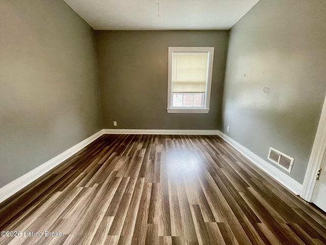 5024 S 3rd St 3C, Louisville, KY 40214