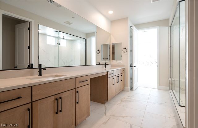 997 Estates Bend Court, Las Vegas, NV 89138