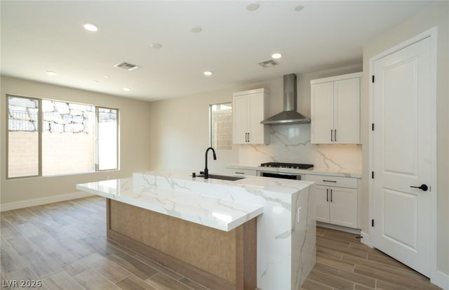 997 Estates Bend Court, Las Vegas, NV 89138