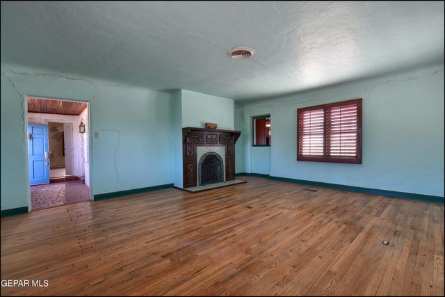 1104 Moore Street, El Paso, TX 79902