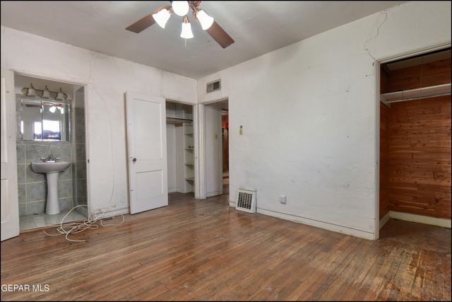 1104 Moore Street, El Paso, TX 79902