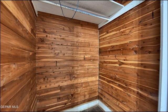 1104 Moore Street, El Paso, TX 79902