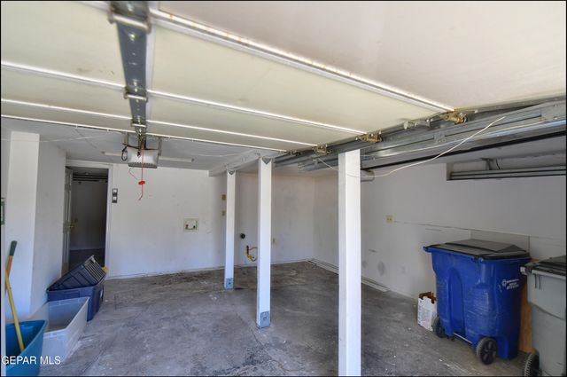 1104 Moore Street, El Paso, TX 79902